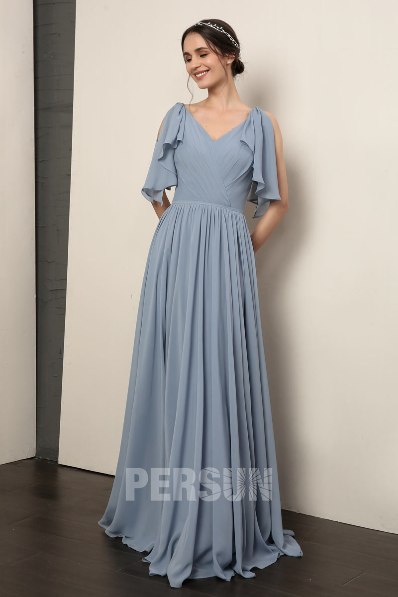 Robe élégante bleu serenity col V pour cortège mariage à volants