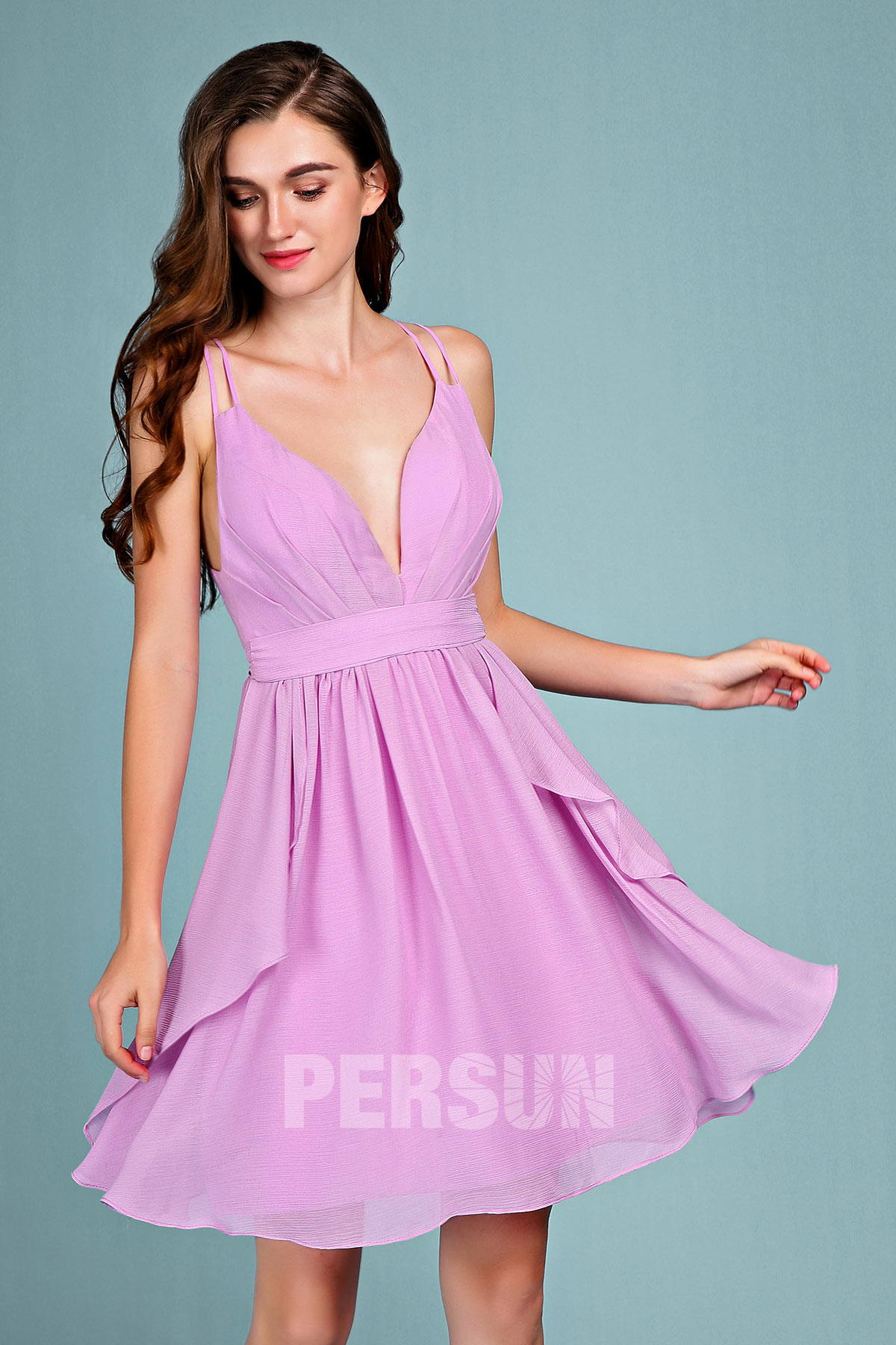 robe de cocktail courte lilas sexy plissé col v plongeant avec bretelles doubles 