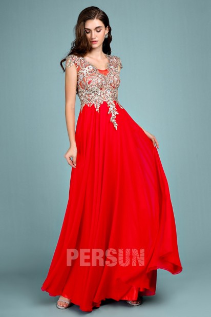robe de soirée rouge longue 2019 embellie de guipure dorée