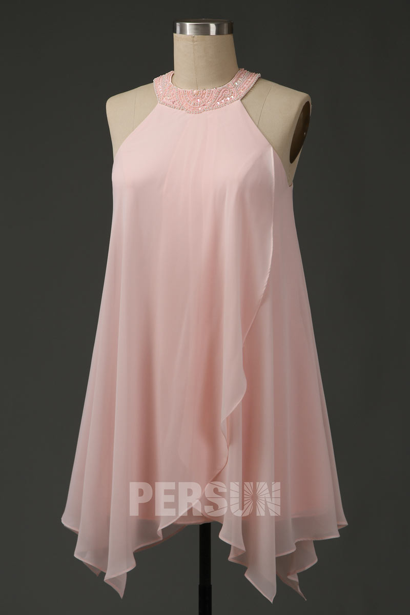 robe courte rose fantaisie col rond embelli de bijoux