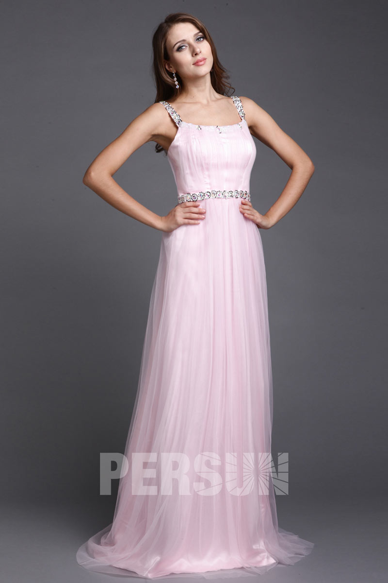 robe de cocktail rose longue simple ornée de strass exquis à bretelle