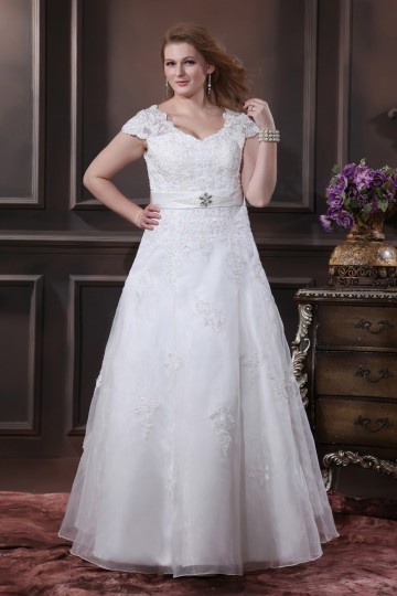 Robe mariée grande taille empire encolure en V avec appliques