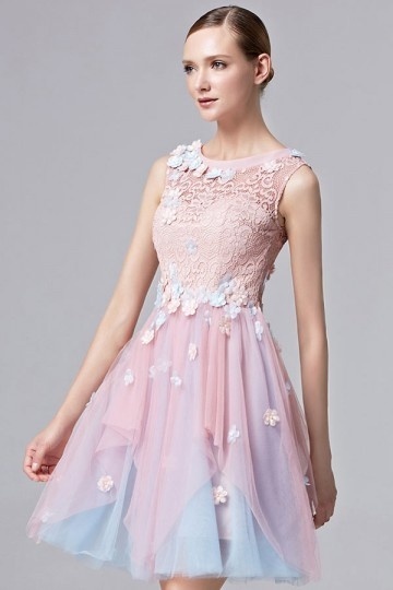 Robe courte fleurie avec bloc rose & bleu vintage