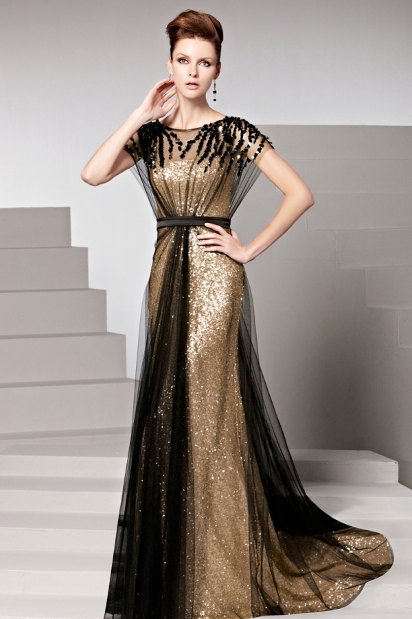 robe de soirée chic en paillettes avec tulle noir appliquée