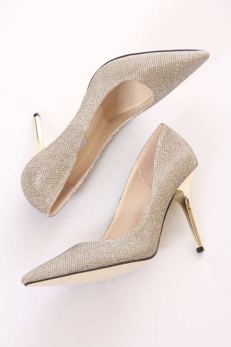 escarpin moderne champagne clair luxueux à bout pointu 