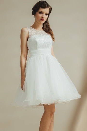 Robe simple et pure trapèze taille Empire
