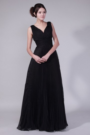Longue robe de soirée noir sublime encolure en V plissés mousseline