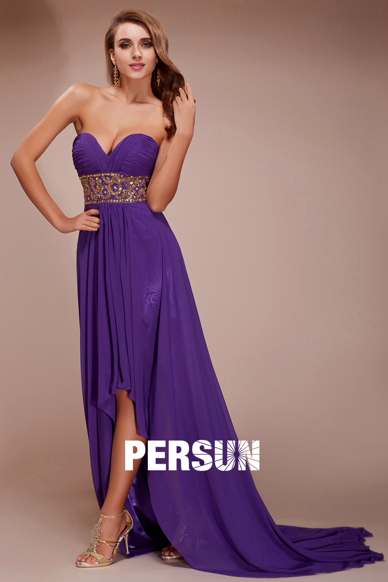robe-de-cocktail-courte-devante-violette-fendue-bustier-coeur