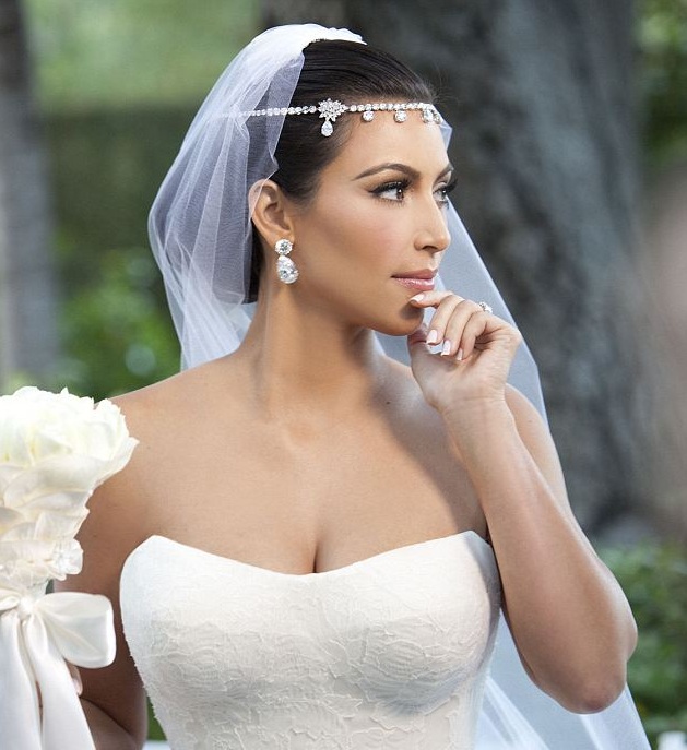 Kim Kardashian s’impose un régime extrême pour sa robe de mariée