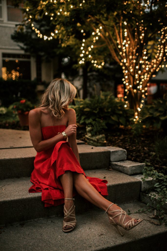 Robe de bal courte rouge 