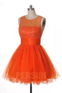 robe patineuse courte orange à haut brodé pour cocktail