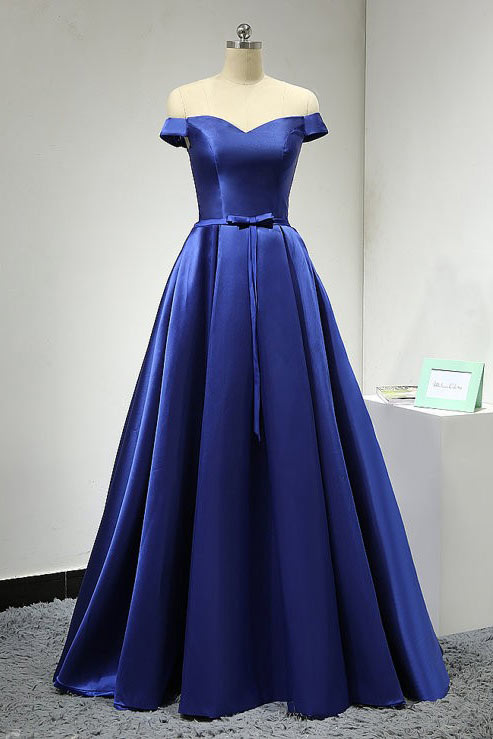 robe de soirée bleu princesse épaule dénudé