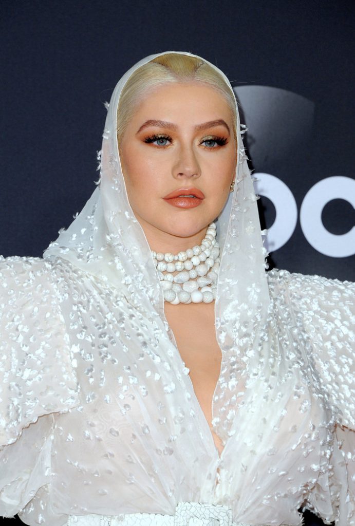 Christina-Aguilera-American-Music-Awards-2019