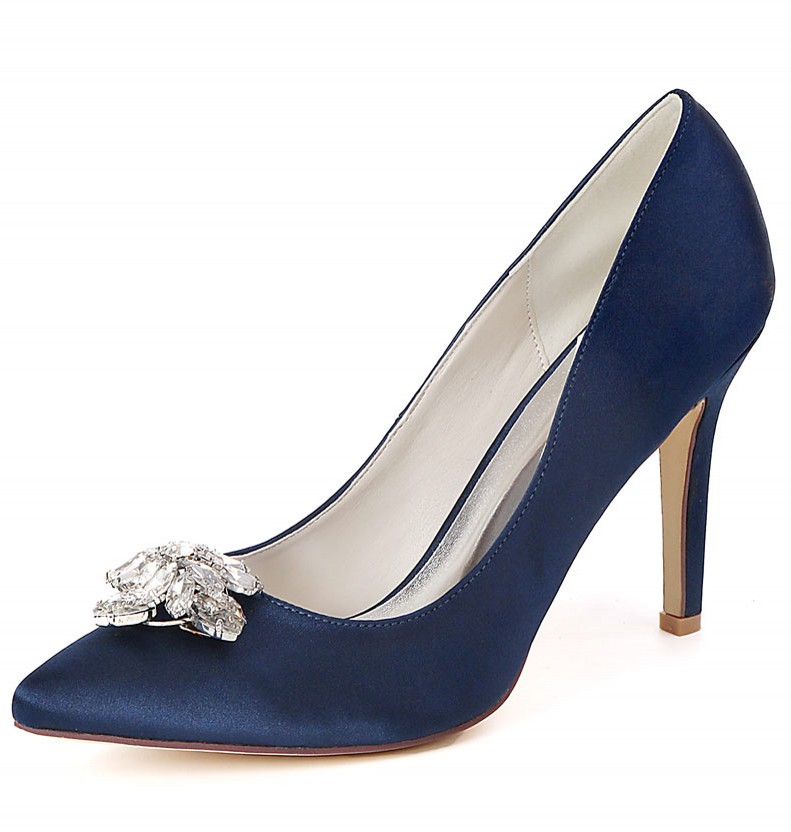 escarpin talon haut bleu marine embelli de strass