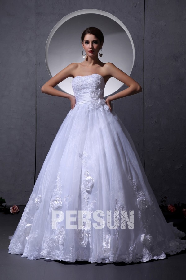 Robe de mariée princesse bustier empire dentelle