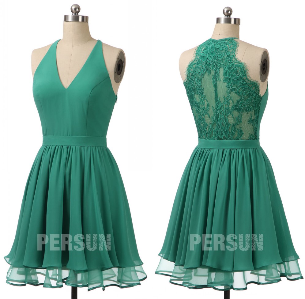 Robe de cocktail verte courte à encolure plongeante a un dos en dentelle